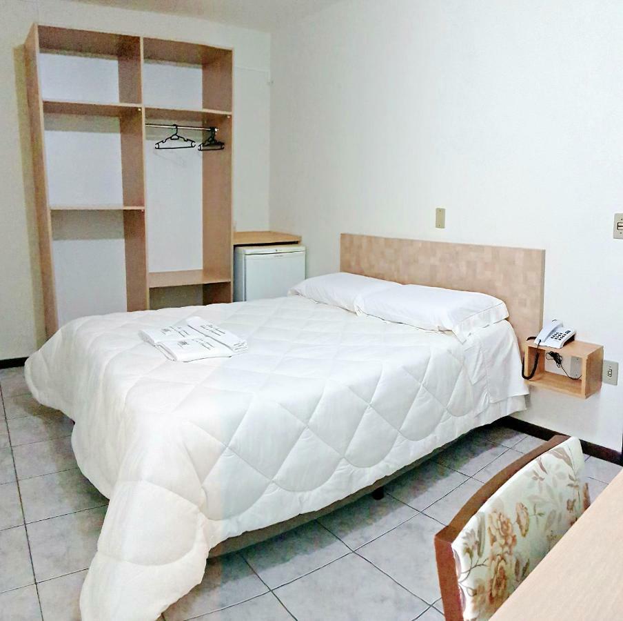 Hotel Imperador Caldas 圣阿马鲁-达因佩拉特里斯 外观 照片